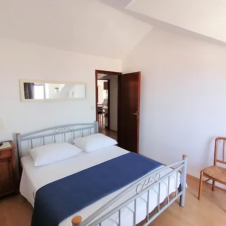 Apartments Natalia Supetar Room photo