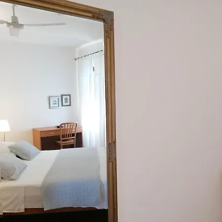 Apartments Natalia Supetar Room photo