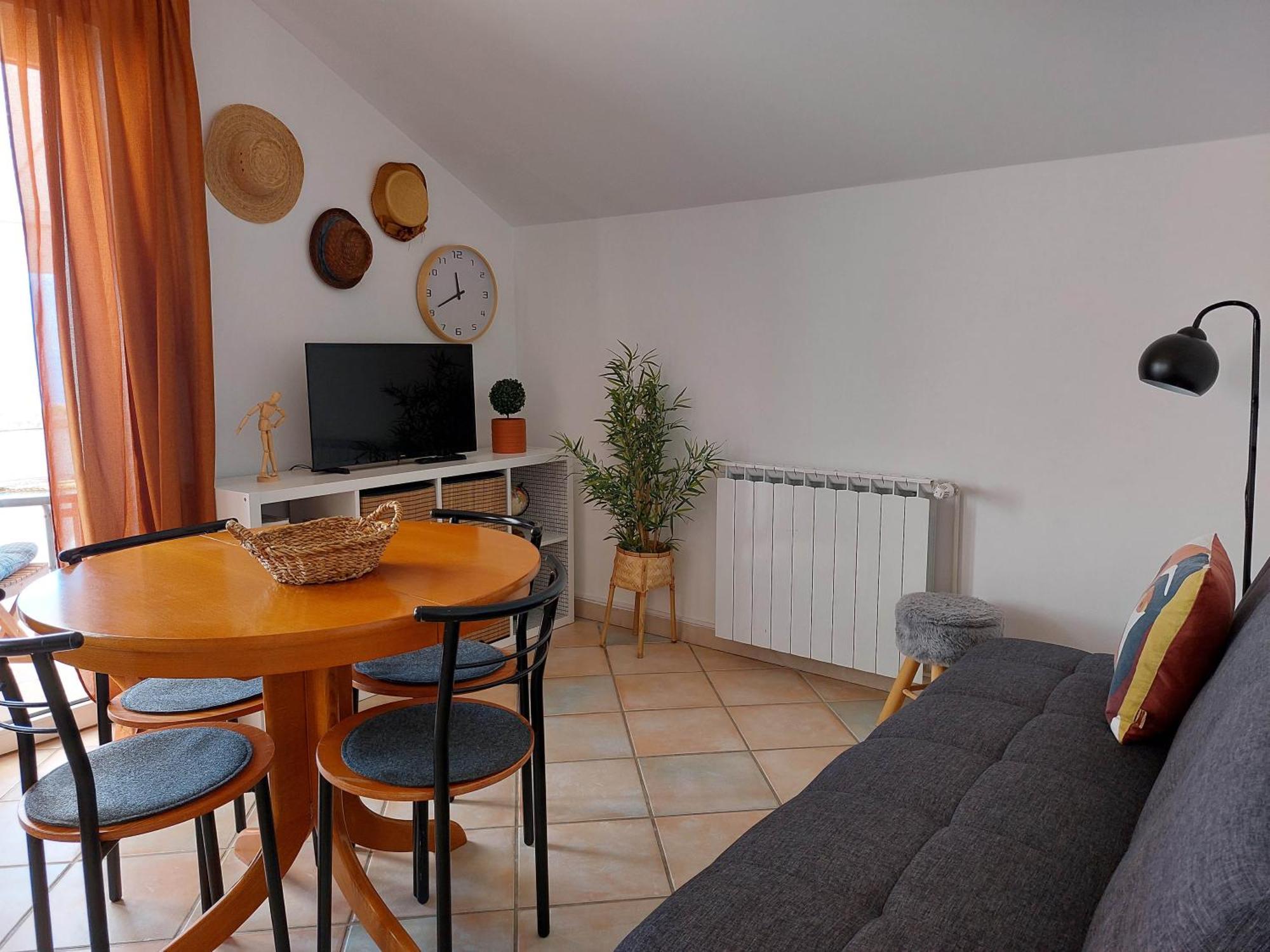 Apartment Natalia Supetar